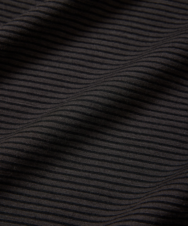CHARCOAL GRAY